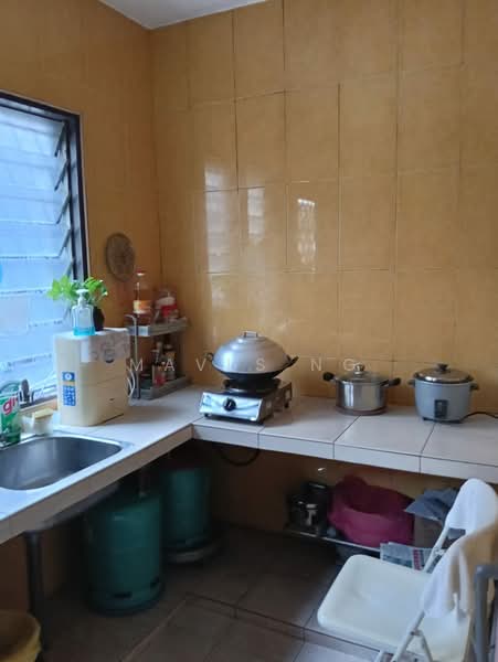 Rumah Teres 2.5 Tingkat untuk Dijual di Taman Sri Muda (Shah Alam) - Maves Ng - Kitchen - PropertyGuru.com.my