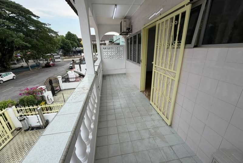 2-storey Terraced House for Sale in Bandar Baru Sri Petaling (Sri Petaling) - Mel Wong - Balcony - PropertyGuru.com.my