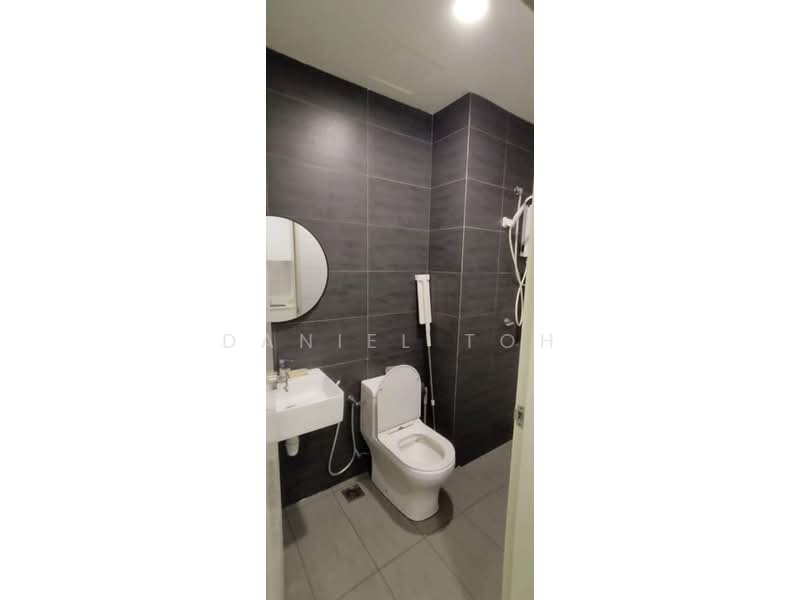 Servis Apartment untuk Disewa di Horizon Suites - Daniel Toh - Bathroom - PropertyGuru.com.my