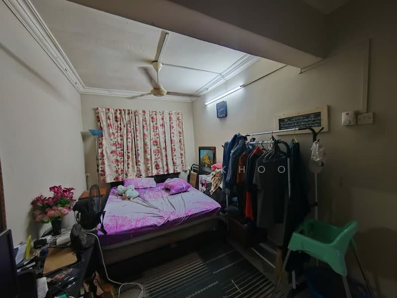 2-storey Terraced House for Sale in Bandar Country Homes (Rawang) - Evelyn Khoo - Bedroom - PropertyGuru.com.my