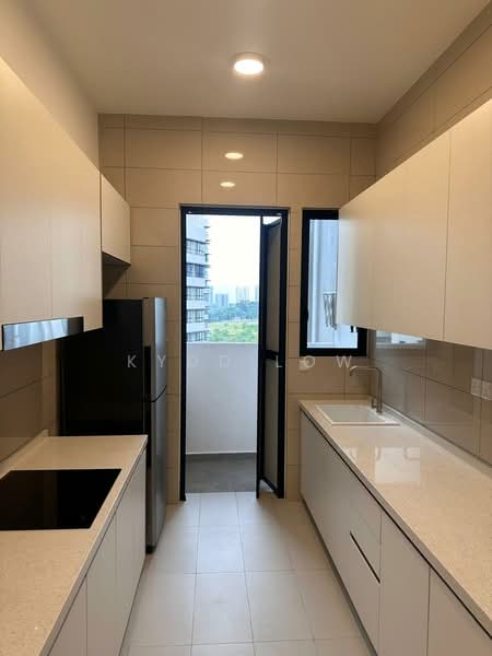 Service Residence for Rent at Gems Residences - Kydd Low - Kitchen - PropertyGuru.com.my