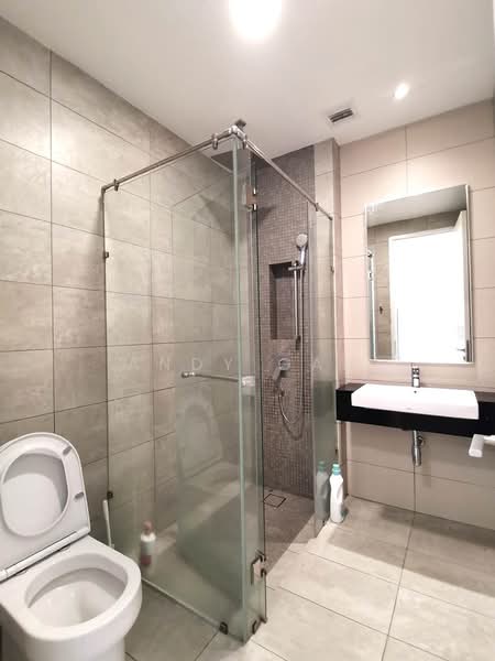 Service Residence for Sale at The Sentral Suites - Andy Gan - Bathroom - PropertyGuru.com.my