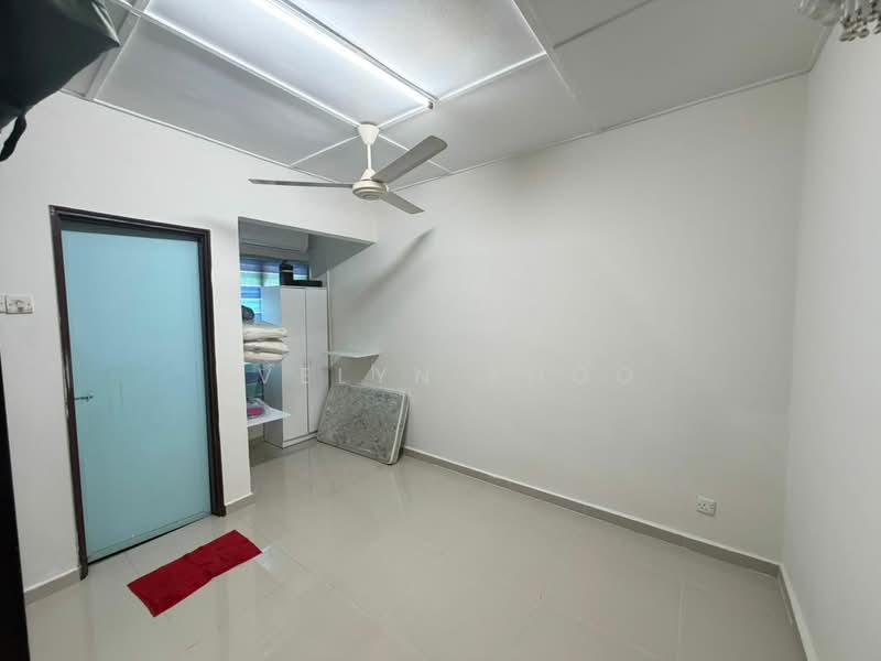 2-storey Terraced House for Sale in Bandar Country Homes (Rawang) - Evelyn Khoo - Room - PropertyGuru.com.my