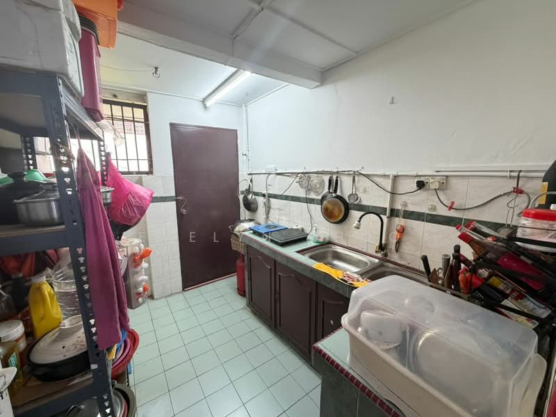 2-storey Terraced House for Sale in Bandar Country Homes (Rawang) - Evelyn Khoo - Kitchen - PropertyGuru.com.my