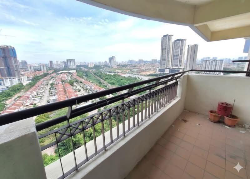 Kondominium untuk Dijual di Vista Komanwel A - Lily Siow - Balcony - PropertyGuru.com.my