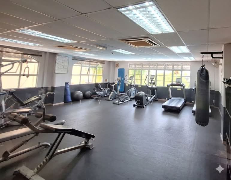 Kondominium untuk Dijual di Vista Komanwel A - Lily Siow - Gym - Vista Komanwel A - PropertyGuru.com.my