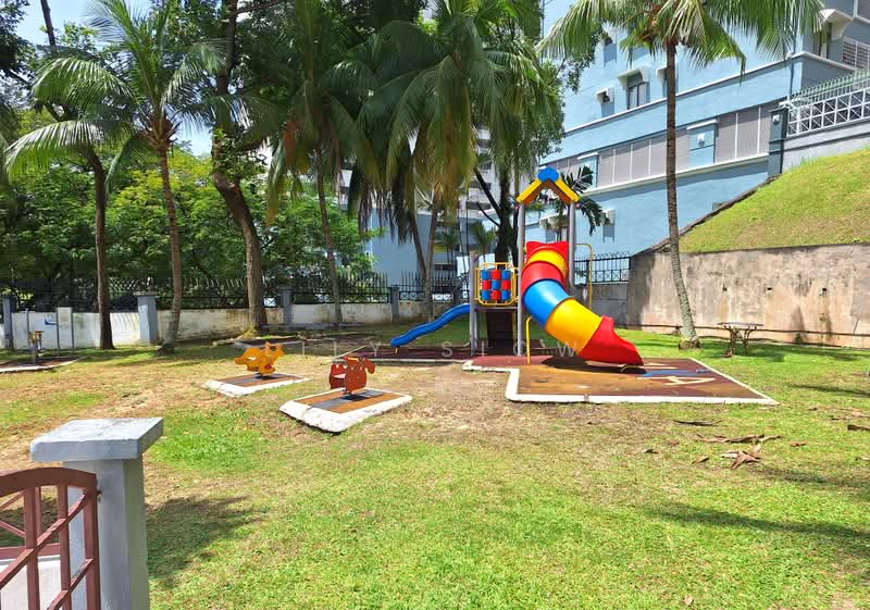 Kondominium untuk Dijual di Vista Komanwel A - Lily Siow - Playground - Vista Komanwel A - PropertyGuru.com.my