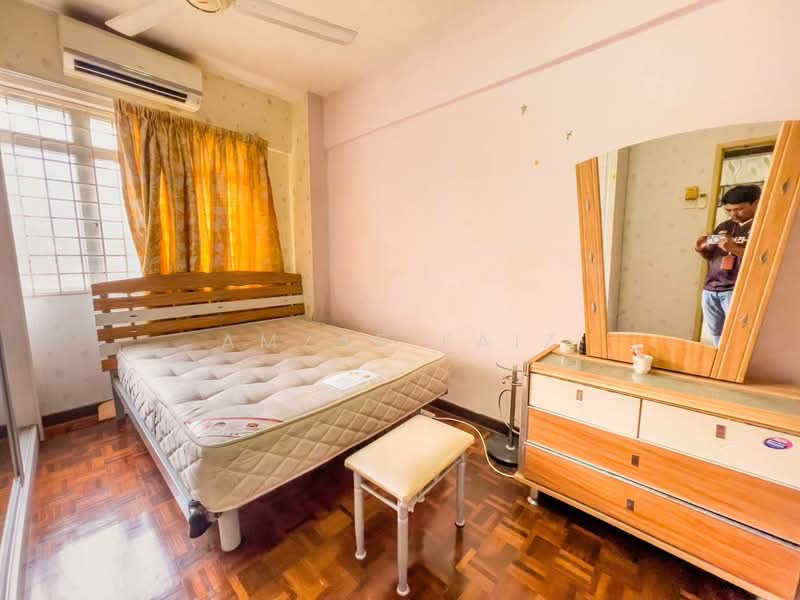 Apartment for Sale at Vista Seri Putra - Amzar Faiz - PropertyGuru.com.my