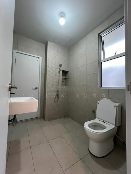 2-storey Terraced House for Sale in Anggun (Rawang) - Evelyn Khoo - Bathroom - PropertyGuru.com.my