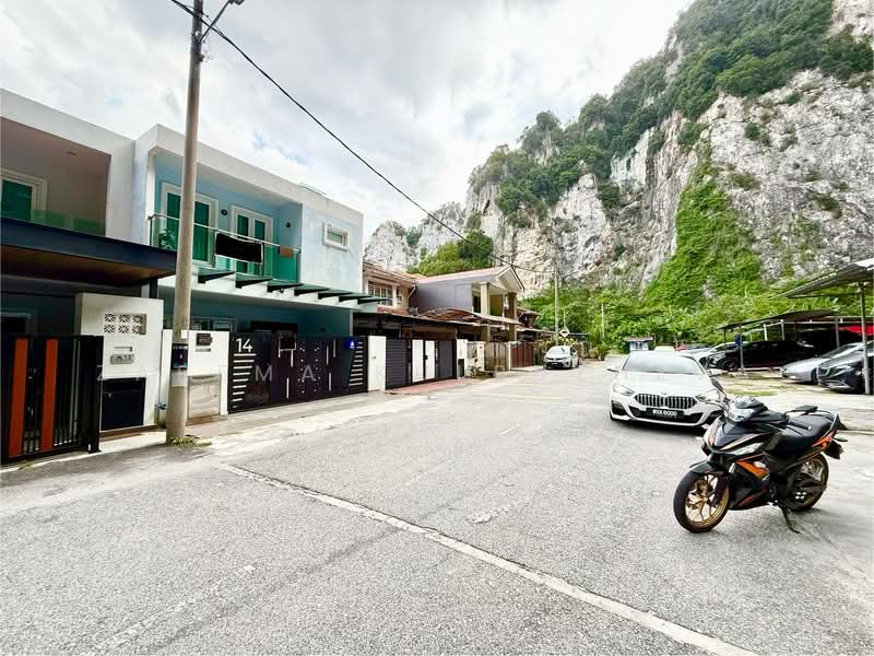 2-storey Terraced House for Sale in Sunway Batu Caves (Batu Caves) - Zarema Kulbuzheva - Exterior - PropertyGuru.com.my