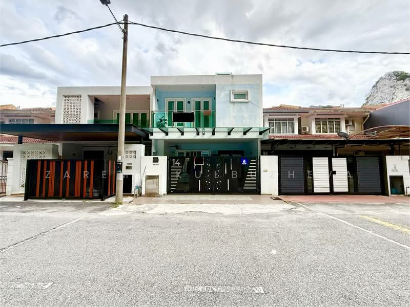 2-storey Terraced House for Sale in Sunway Batu Caves (Batu Caves) - Zarema Kulbuzheva - Exterior - PropertyGuru.com.my
