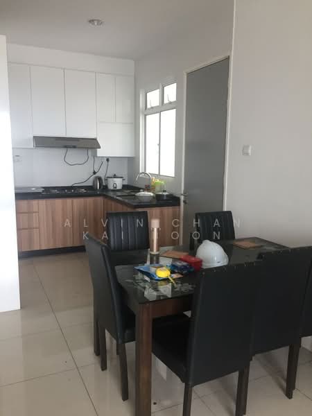 Service Residence for Sale at Skysuites @ Meldrum Hills - Alvin Chan Kai Boon - Kitchen - PropertyGuru.com.my