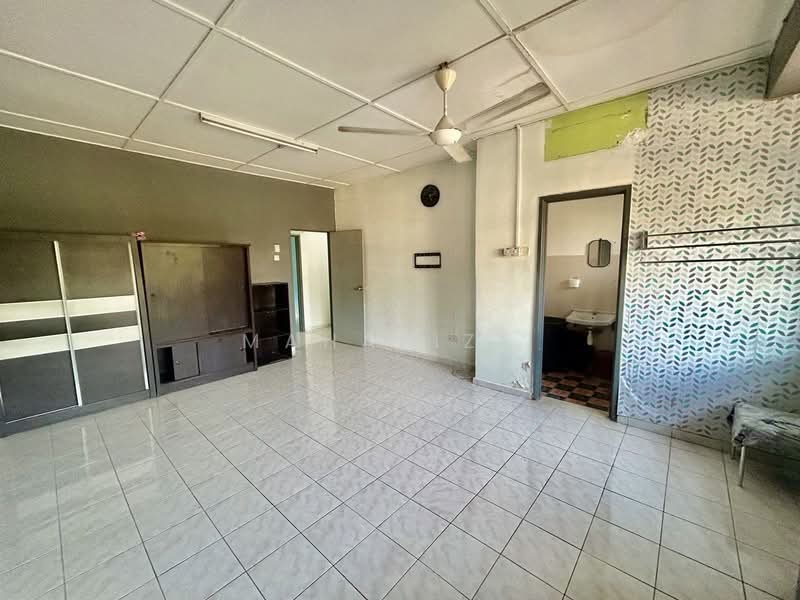 2-storey Terraced House for Sale in Taman Seri Mewah (Kajang) - Mahafiz . - PropertyGuru.com.my