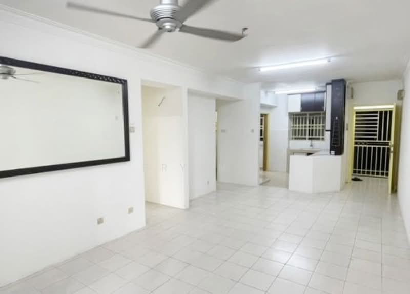 Condominium for Rent at Warisan City View - Bryan . - Living Room - PropertyGuru.com.my