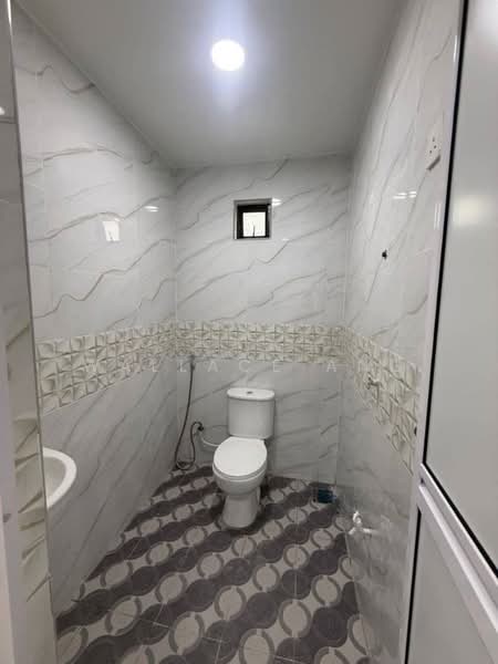Rumah Teres 1 Tingkat untuk Dijual di Taman Puteri Wangsa (Ulu Tiram) - Wallace Ang - PropertyGuru.com.my