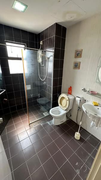 Apartment for Sale at Paramount View - YS Lee - Bathroom - PropertyGuru.com.my