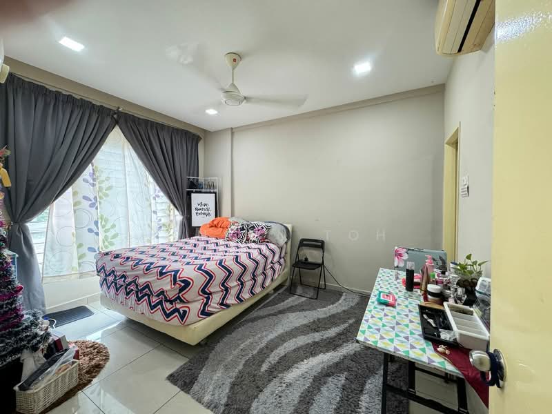Condominium for Sale at First Residence (Residensi Unggul) - Jenson Toh - Bedroom - PropertyGuru.com.my