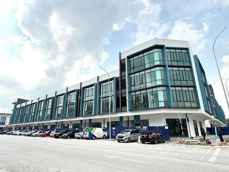 Kedai / Pejabat untuk Disewa di Bandar Baru Permas Jaya (Permas Jaya) - Janice Chan - Exterior - PropertyGuru.com.my