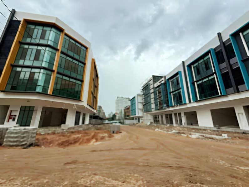 Kedai / Pejabat untuk Disewa di Bandar Baru Permas Jaya (Permas Jaya) - Janice Chan - Exterior - PropertyGuru.com.my
