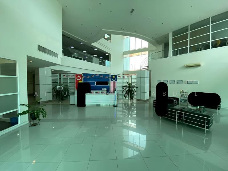 Kilang untuk Dijual di U8, Bukit Jelutong Industrial Park (Shah Alam) - Saiful Bahri Abdul Manan - Lobby - PropertyGuru.com.my