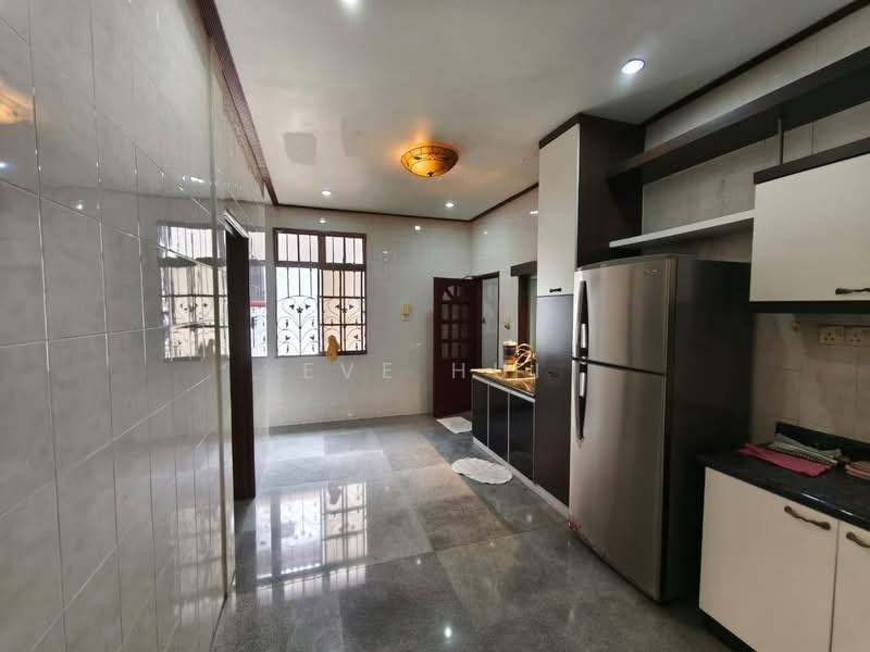 Rumah Teres 2 Tingkat untuk Dijual di Taman Pelangi Indah (Ulu Tiram) - Eve Hui - PropertyGuru.com.my