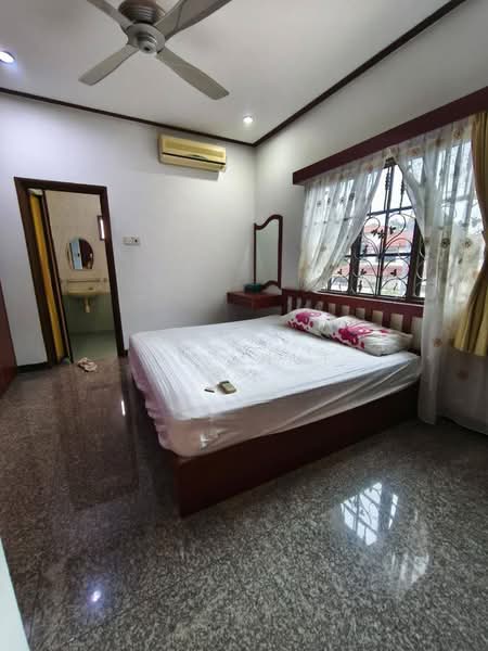 Rumah Teres 2 Tingkat untuk Dijual di Taman Pelangi Indah (Ulu Tiram) - Eve Hui - PropertyGuru.com.my
