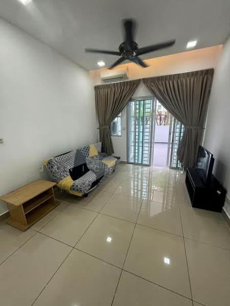 Service Residence for Rent at Meridin Bayvue Serviced Apartment - Janice Chan - Living Room - PropertyGuru.com.my