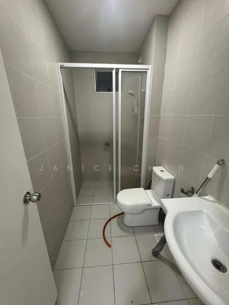 Service Residence for Rent at Meridin Bayvue Serviced Apartment - Janice Chan - PropertyGuru.com.my