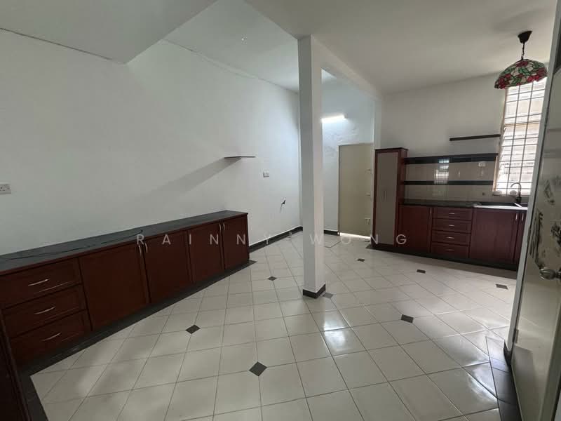 Rumah Teres 2 Tingkat untuk Dijual di Pulau Tikus (Penang) - Rainny Wong - Kitchen - PropertyGuru.com.my