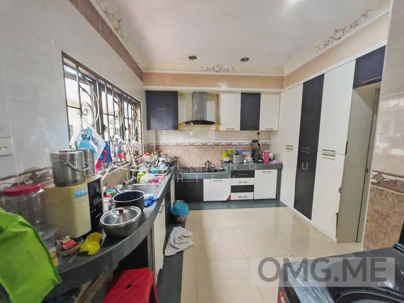 Rumah Berkembar untuk Dijual di Banting (Selangor) - Eugene Ong Eu chieh - Kitchen - PropertyGuru.com.my