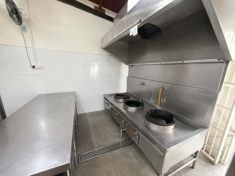 Kedai untuk Disewa di Lebuh Chulia (George Town) - Amanda Lam - Kitchen - PropertyGuru.com.my