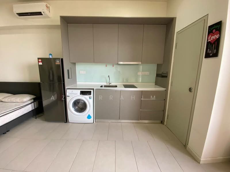 Service Residence for Sale at Tamarind Suites - Azizirrahim . - Kitchen - PropertyGuru.com.my
