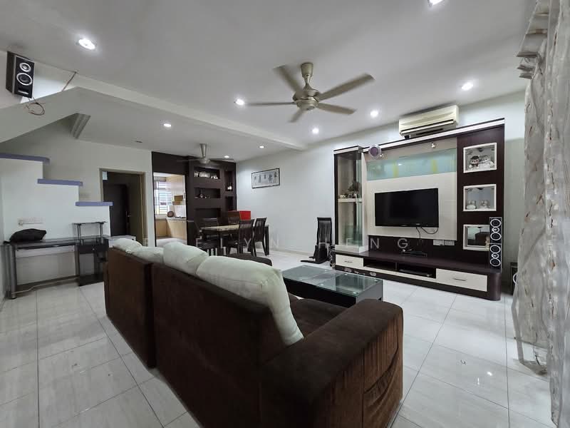 Rumah Teres 2 Tingkat untuk Disewa di Taman Ehsan Jaya (Ulu Tiram) - Evelyn Heng - Living Room - PropertyGuru.com.my