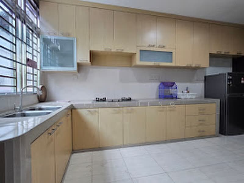 Rumah Teres 2 Tingkat untuk Disewa di Taman Ehsan Jaya (Ulu Tiram) - Evelyn Heng - Kitchen - PropertyGuru.com.my