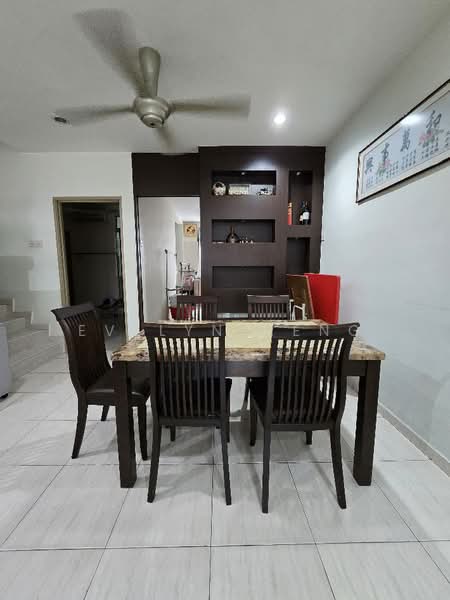 Rumah Teres 2 Tingkat untuk Disewa di Taman Ehsan Jaya (Ulu Tiram) - Evelyn Heng - Dining Room - PropertyGuru.com.my
