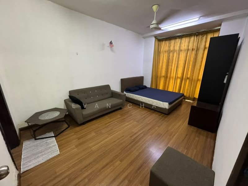 Servis Apartment untuk Disewa di Saville Residence - Evan Chan - Living Room - PropertyGuru.com.my
