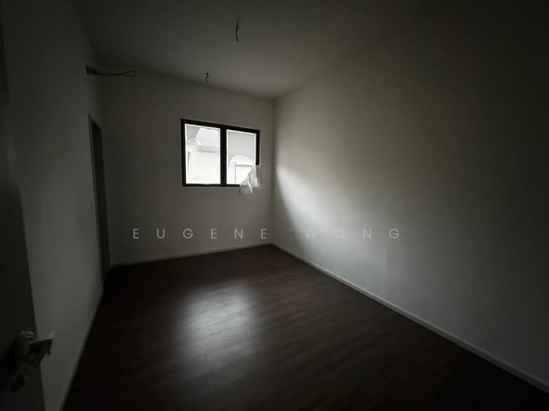 Rumah Teres 3 Tingkat untuk Dijual di Taman Bukit Serdang (Seri Kembangan) - Eugene Wong - Interior - PropertyGuru.com.my