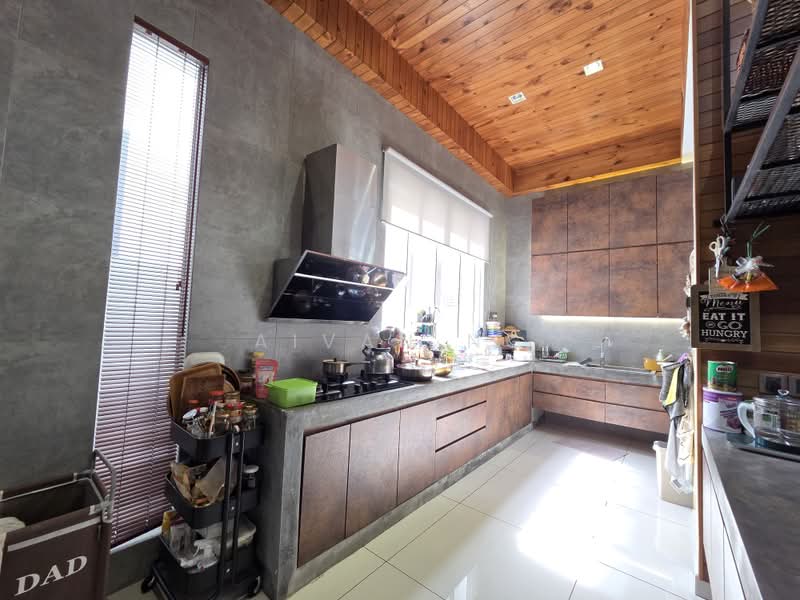 Rumah Berkembar untuk Dijual di Wira Heights (Bandar Sungai Long) - Aivan Ng - Kitchen - PropertyGuru.com.my