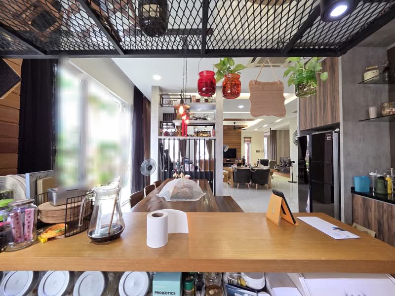 Rumah Berkembar untuk Dijual di Wira Heights (Bandar Sungai Long) - Aivan Ng - Dining Room - PropertyGuru.com.my