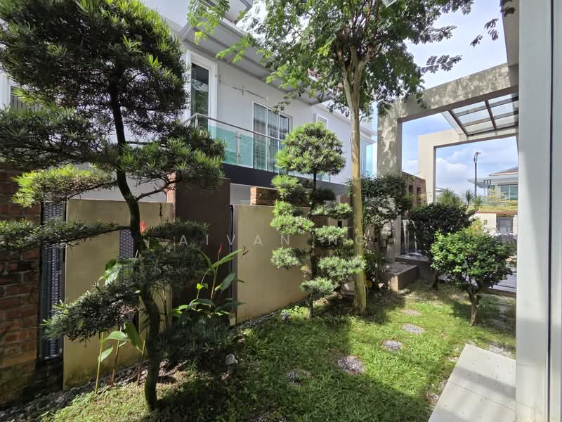 Rumah Berkembar untuk Dijual di Wira Heights (Bandar Sungai Long) - Aivan Ng - Exterior - PropertyGuru.com.my