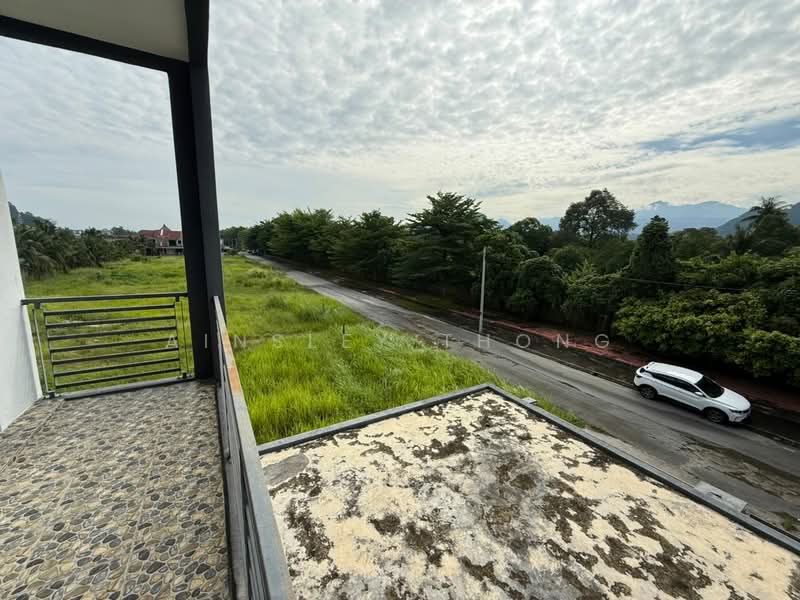Semi-Detached House for Sale in Taman Bercham Tropicana (Ipoh) - Ainsley Thong - Exterior - PropertyGuru.com.my