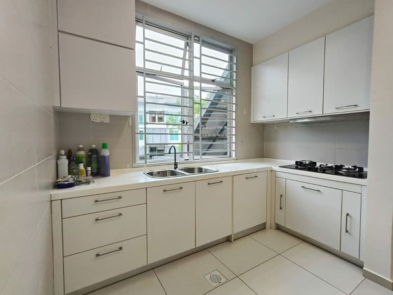 Condominium for Rent at The Seed Taman Sutera Utama - Jade Gan - Kitchen - PropertyGuru.com.my