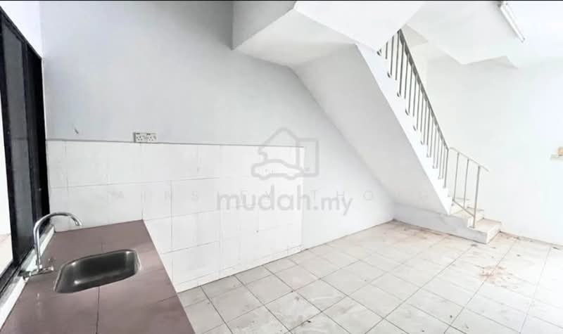 2.5-storey Terraced House for Sale in Taman Kledang Emas (Ipoh) - Ainsley Thong - Interior - PropertyGuru.com.my