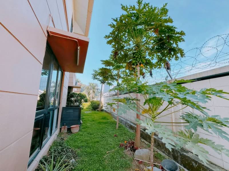 Semi-Detached House for Sale in Bandar Kinrara (Selangor) - Hazwan Hilmi - Exterior - PropertyGuru.com.my