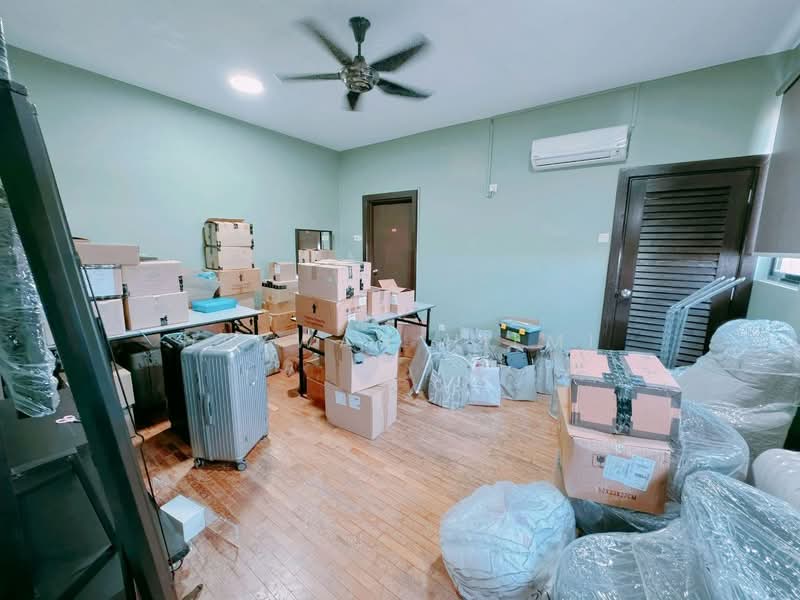 Semi-Detached House for Sale in Bandar Kinrara (Selangor) - Hazwan Hilmi - Interior - PropertyGuru.com.my