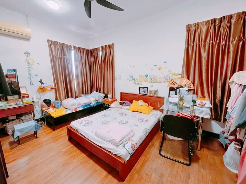 Semi-Detached House for Sale in Bandar Kinrara (Selangor) - Hazwan Hilmi - Bedroom - PropertyGuru.com.my