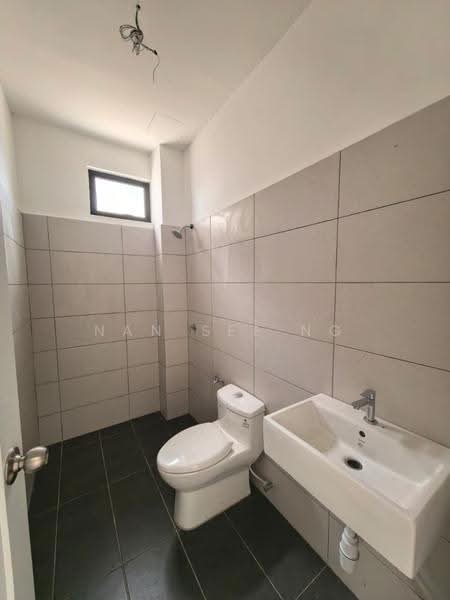 Bungalow House for Sale in Tasek Gelugor (Penang) - Nan See Ng - Bathroom - PropertyGuru.com.my