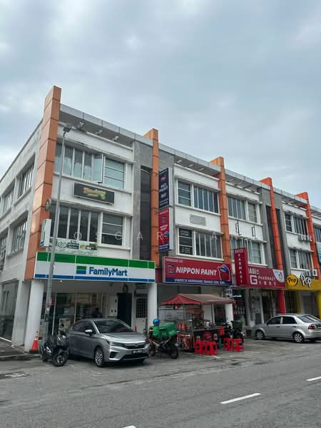 Shop for Rent in Bandar Seri Putra (Bangi) - Oscar Tan - Exterior - PropertyGuru.com.my