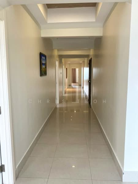 Kondominium untuk Dijual di The Cove Condominium - Chris Teoh - Corridor - PropertyGuru.com.my