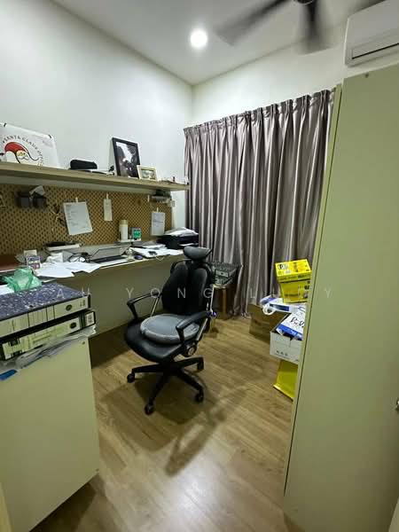 Condominium for Sale at The WaterEdge (Pinggiran Air) - Au Yong Lucy - Study - PropertyGuru.com.my